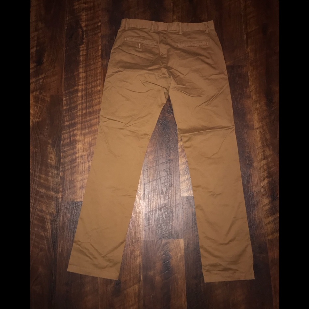 New old navy khaki’s